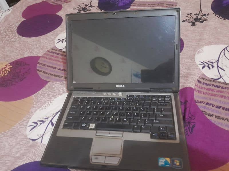 Dell d630 laptop without battery 1