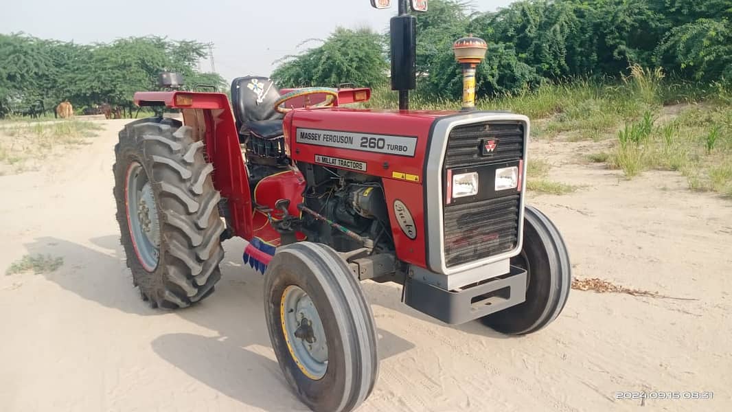 Tractor Massey Ferguson 260 model 2022 8