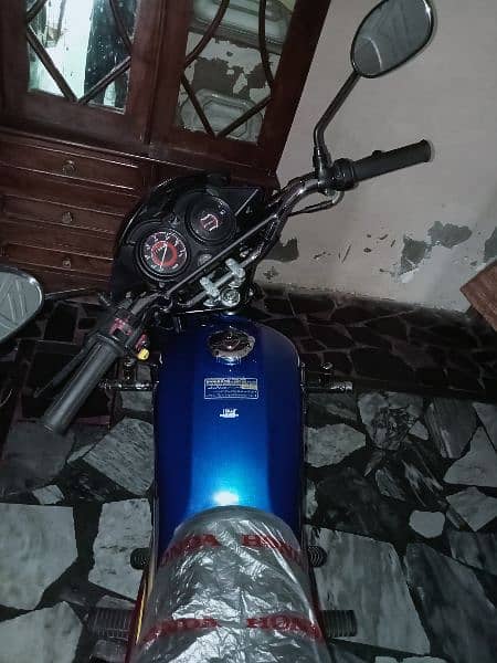 Honda predar 100 cc  03004811273 6