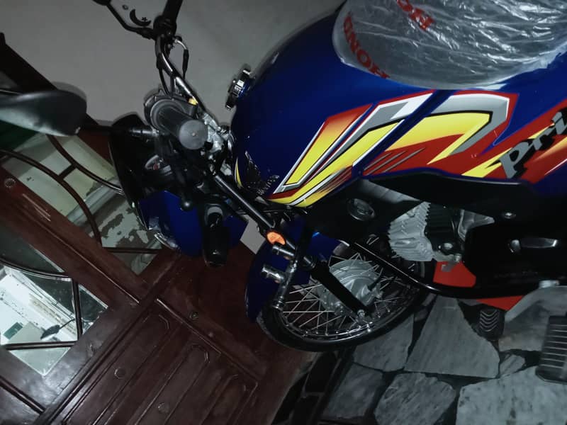 Honda predar 100 cc  03004811273 8