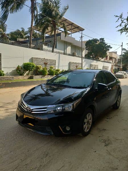 Toyota Corolla Altis 2017 4