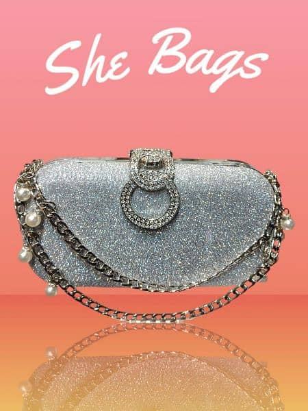 WOMEN PURSE||BEST QUALITY||FREE DELIVERY||GOLDEN AND SILVER AVAILABLE 3