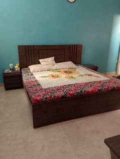 bedroom set with mattress