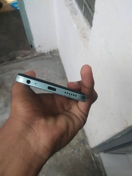 Infinix smart 8 2