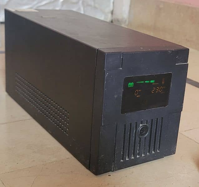 Used 1000 VA UPS for PC and Backup - Reliable and Heavy-Duty 5