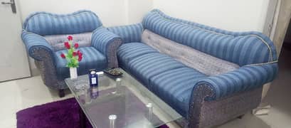 7seater sofa set for sele only 1 month use . .