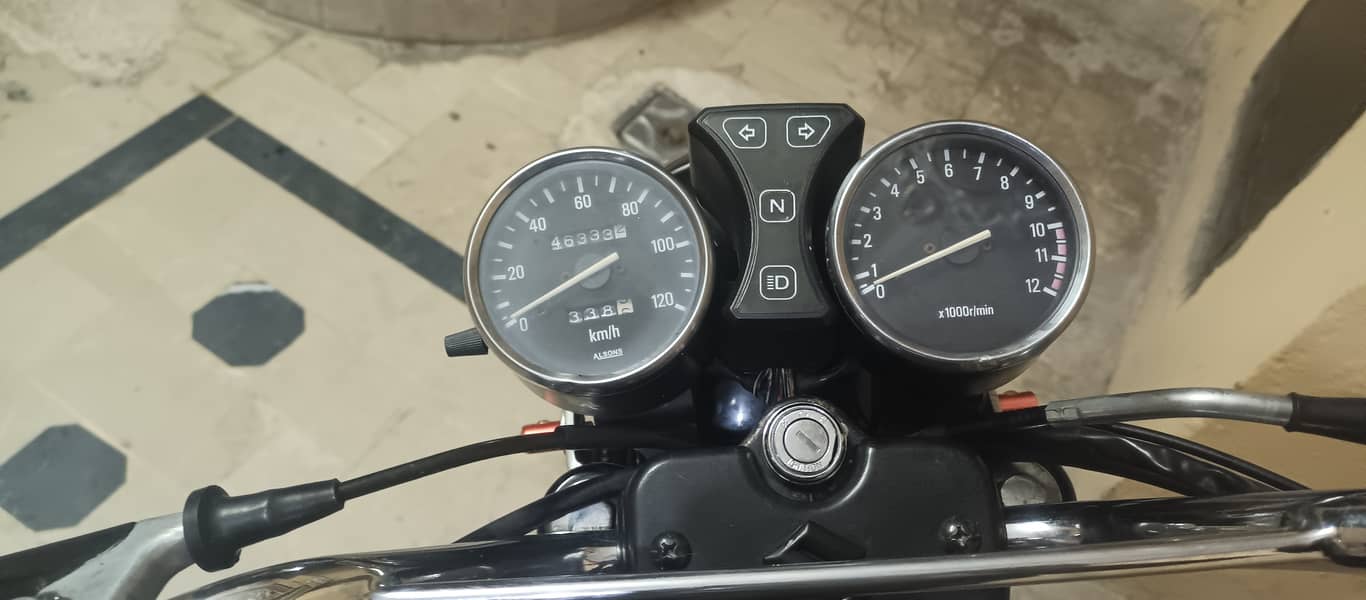 Suzuki GS 150 2018 6