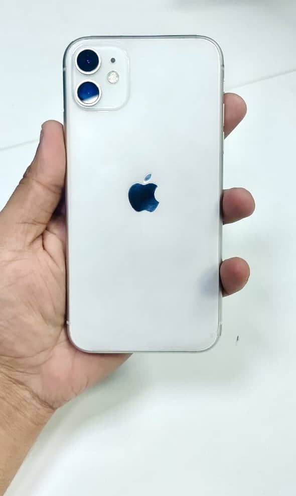 iPhone 11 - 128GB - PTA Approved 0