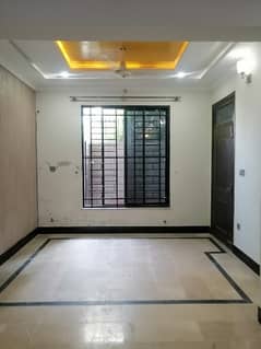 Ground Portion For Rent H13