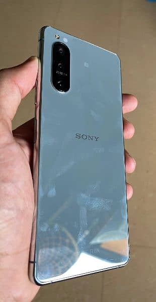 Sony Xperia 5 mark 2 2