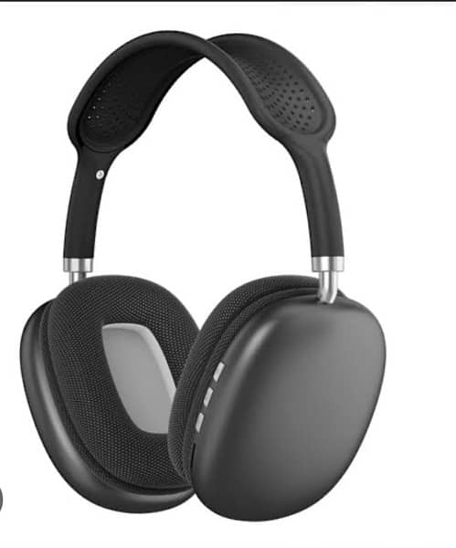 P9 headphones wirless and aux option Best sound quality . 1