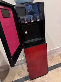 Homage Water Dispenser New Condition