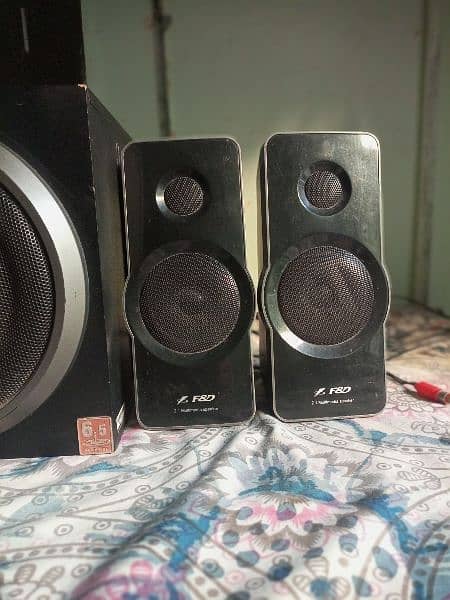 speaker 0