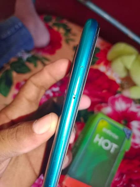 infinix hot 10 7