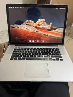 Apple MacBook Pro 2015 - 15" Retina Display, Intel Core i7, 16GB RAM"