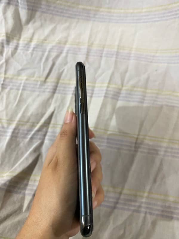 iphone 11 pro(pta approved) 6