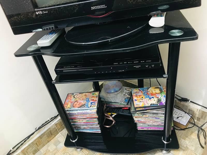 Nobel Tv with Tv Trolley almost new condition 2