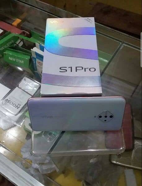 ViVO S1 Pro  8/128 GB 3