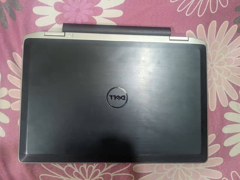 Dell Laptop 0