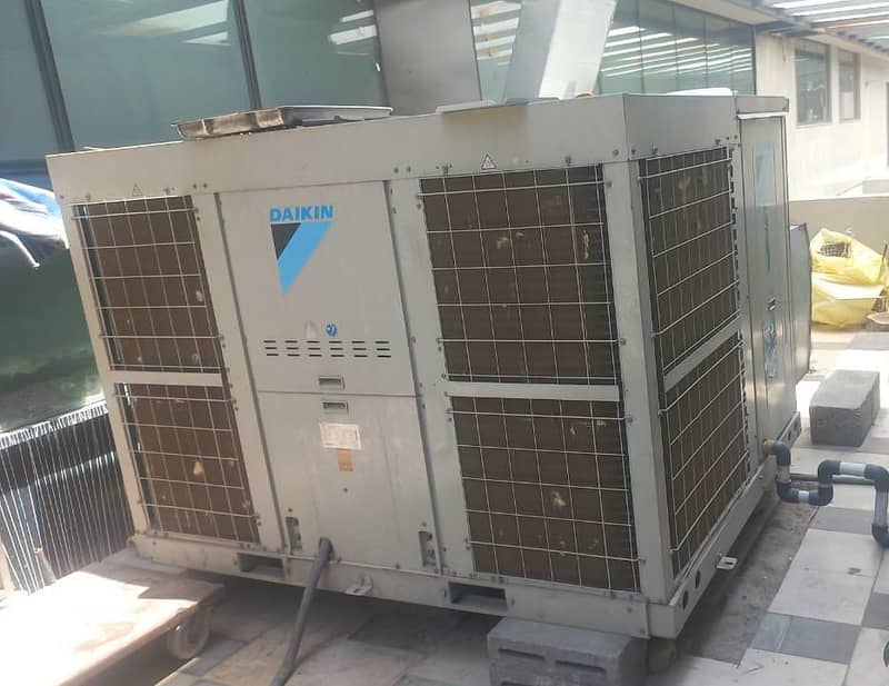 Roof Top Package Type Unit 12 ton Daikin 2