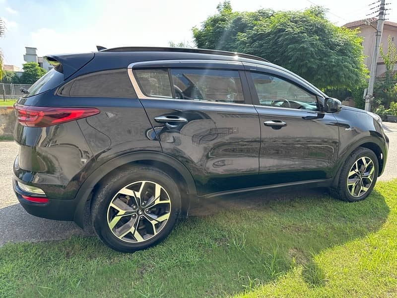 KIA Sportage AWD 2022 Total Genuine Black 9