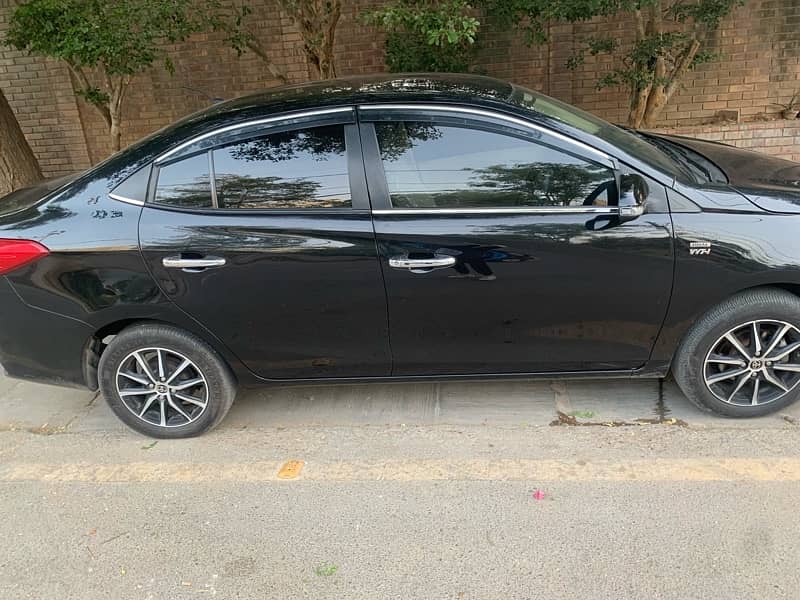 Toyota Yaris 2021 1.5 Ativ x cvt 3