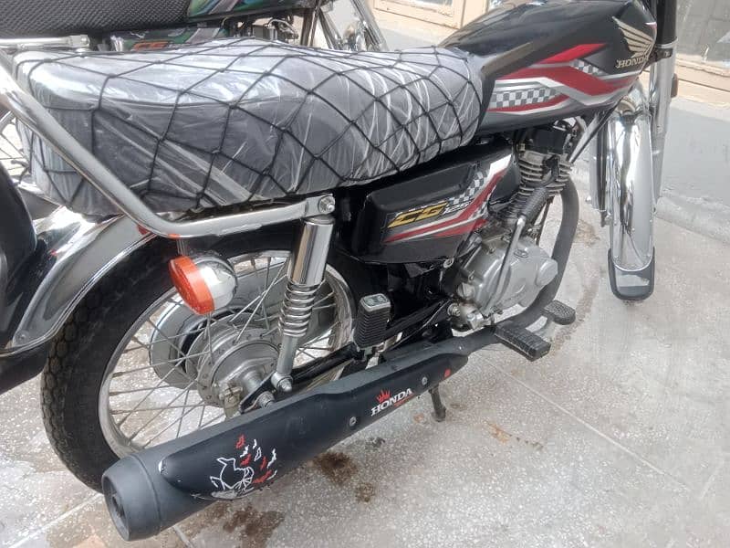 HONDA CG 125 LIKE BRAND NEW FOR SALE 4