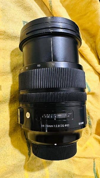 Sigma 24-70mm f2.8. Art Nikon Mount 3