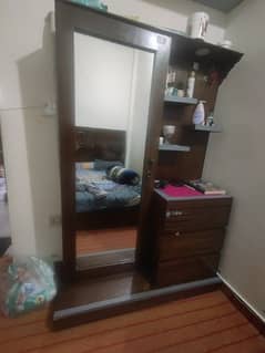 dressing table mirror