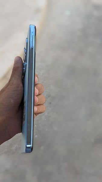 INFINIX HOT 40i 2