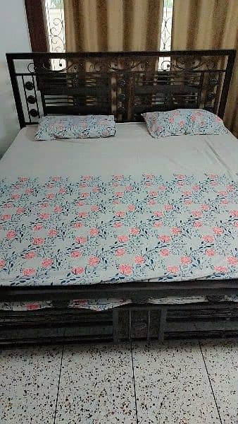 Iron rod bed in new condition 3