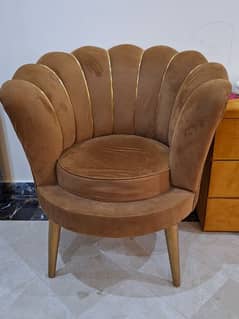 coffee chairs / bedroom chairs / poshish chairs / chairs