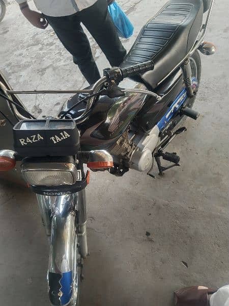 Honda 125  total original 3