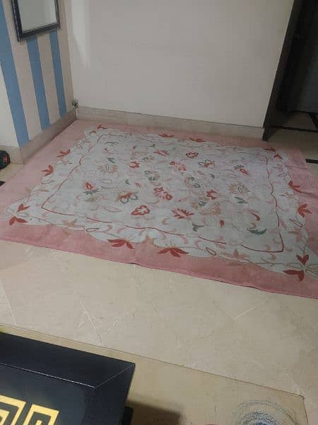 carpet in good condition 6