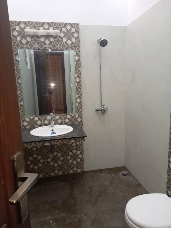 5 Marla Upper Portion For Rent In Paragon City Lahore 2