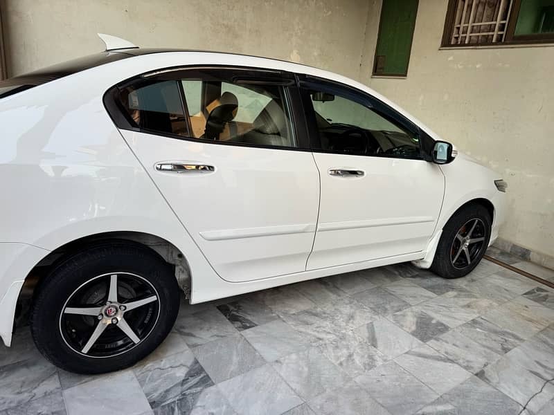 Honda City Aspire 2019 prosmetic 1.5 total orginal paint 2nd owner 12