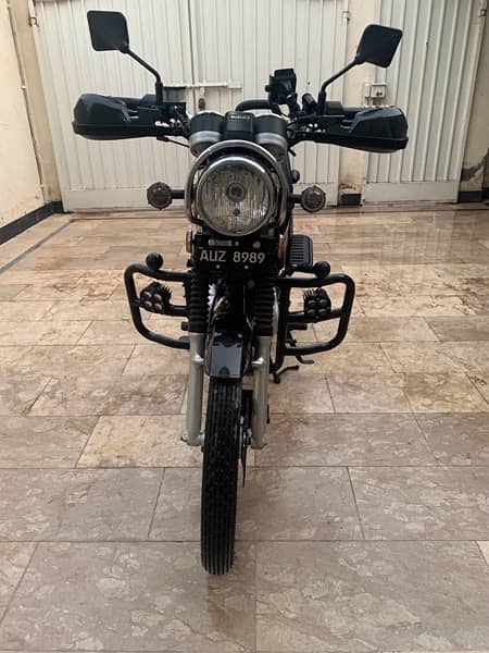 Suzuki GS150 SE 2022 model genuine 6000km driven 1