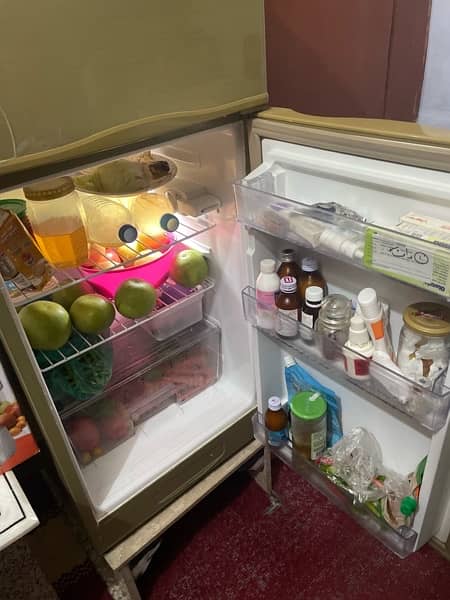 dawlance fridge 1