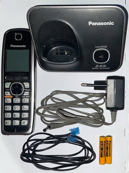 Panasonic Cordless Telephone Set 0