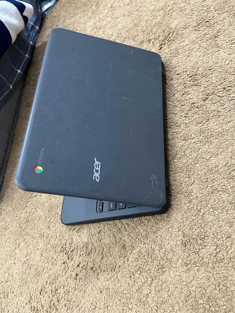 ACER TOUCH SCREEN | CHROMEBOOK | 32 gb 6