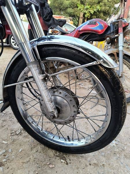 Honda CG 125 Special Edition - Self Start 12