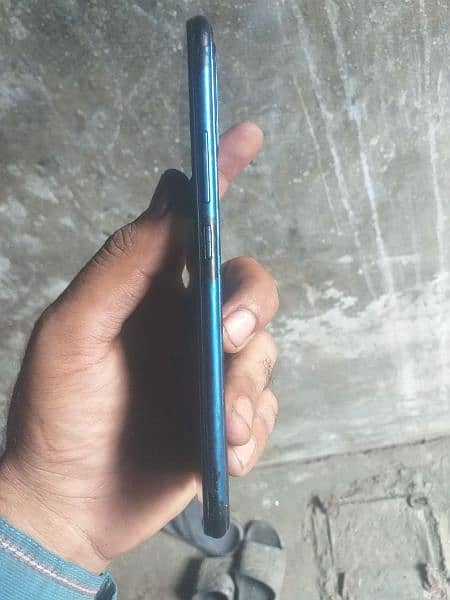 Infinix S5 lite.   4 / 64 2