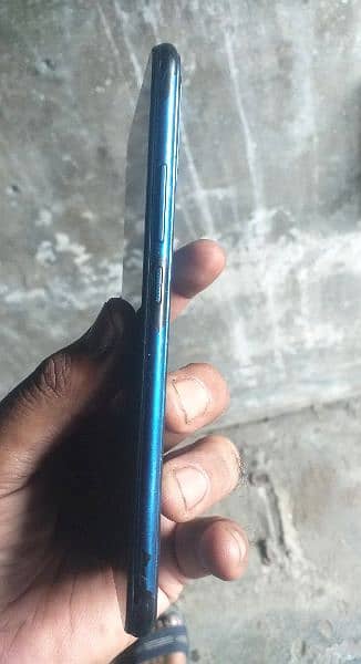 Infinix S5 lite.   4 / 64 3