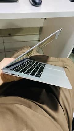 APPLE MACBOOK AIR 13” 2015