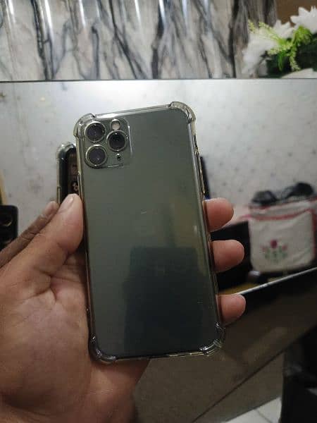 iPhone 11 pro 256 GB 1