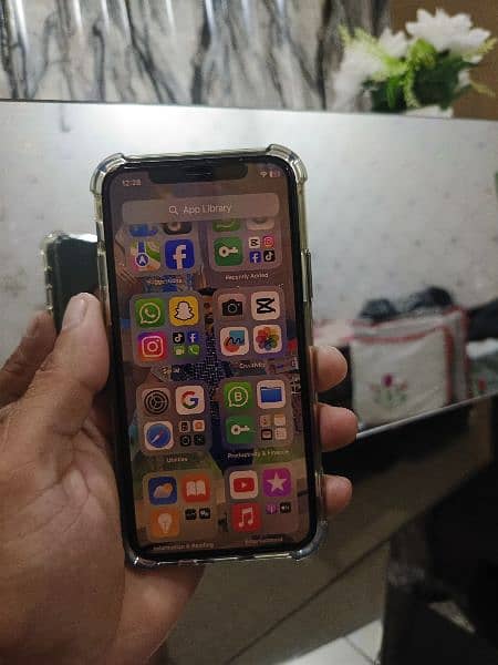 iPhone 11 pro 256 GB 2