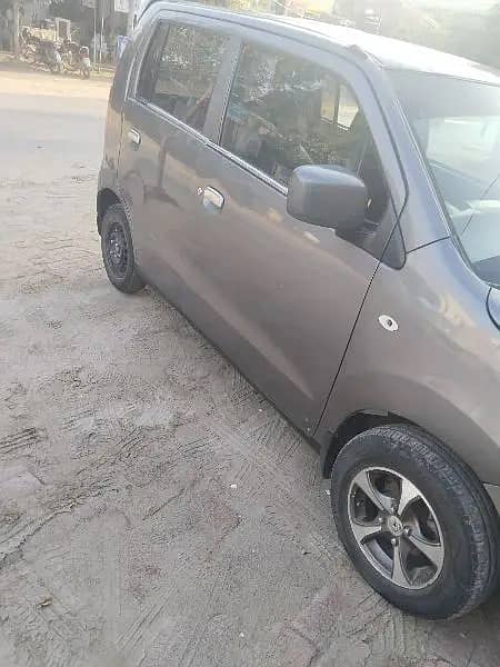 Suzuki Wagon R 2016 Model 2