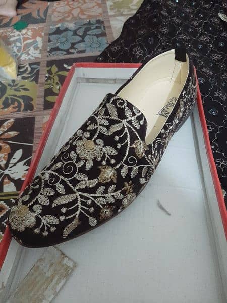 wedding sherwani dupatta Kulla and shoes 2