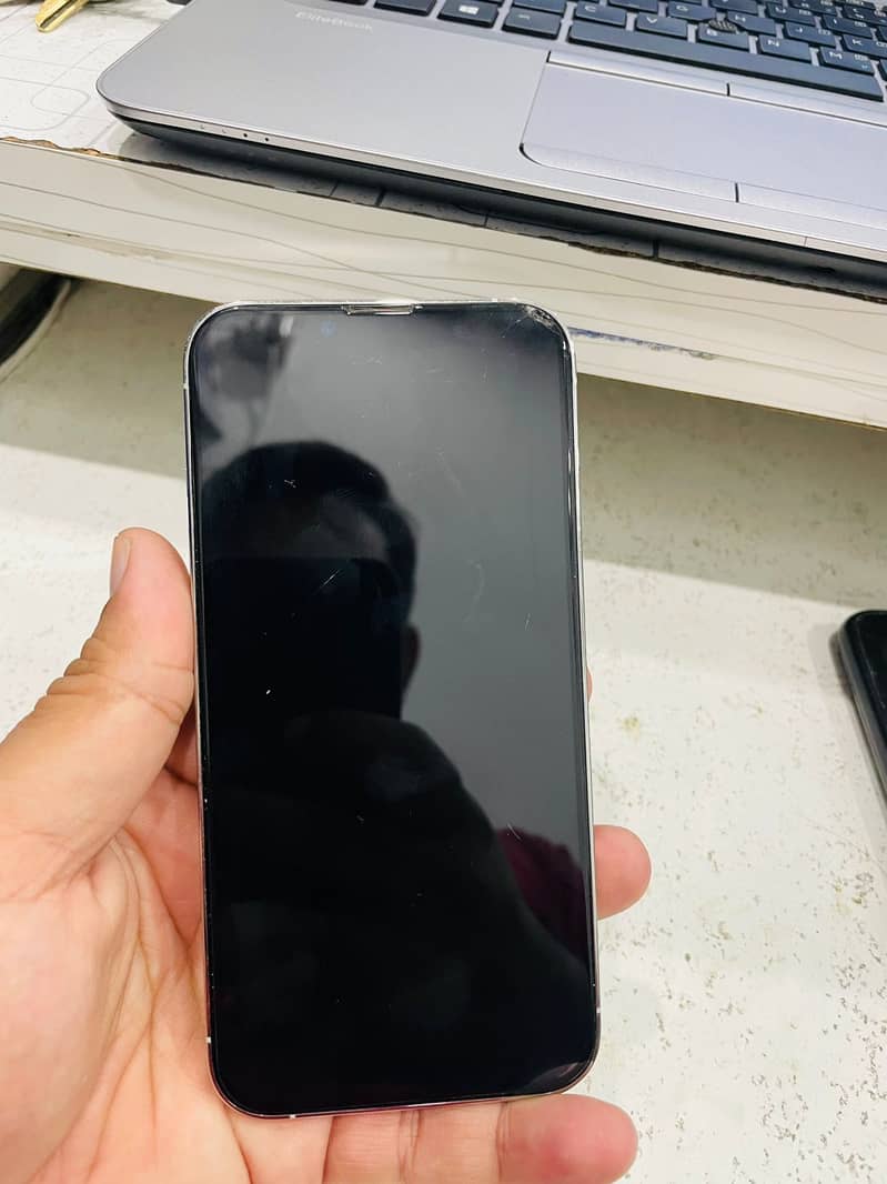 iphone 13 pro 256 Gb factory unloc 10/10 condition 2