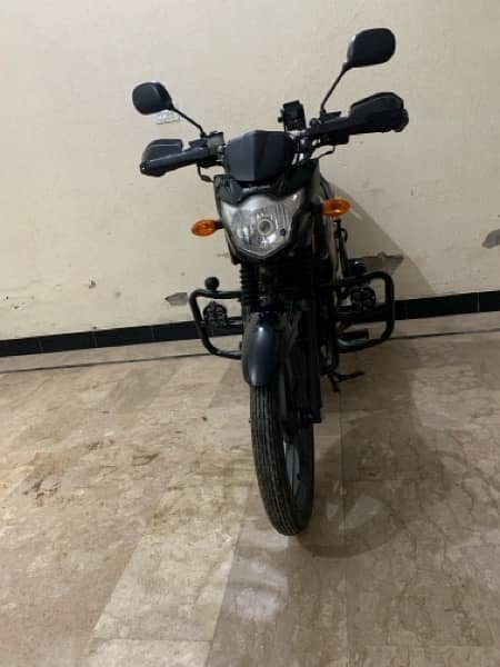 Suzuki GR150 2022 Model 12000 km genuine driven 2